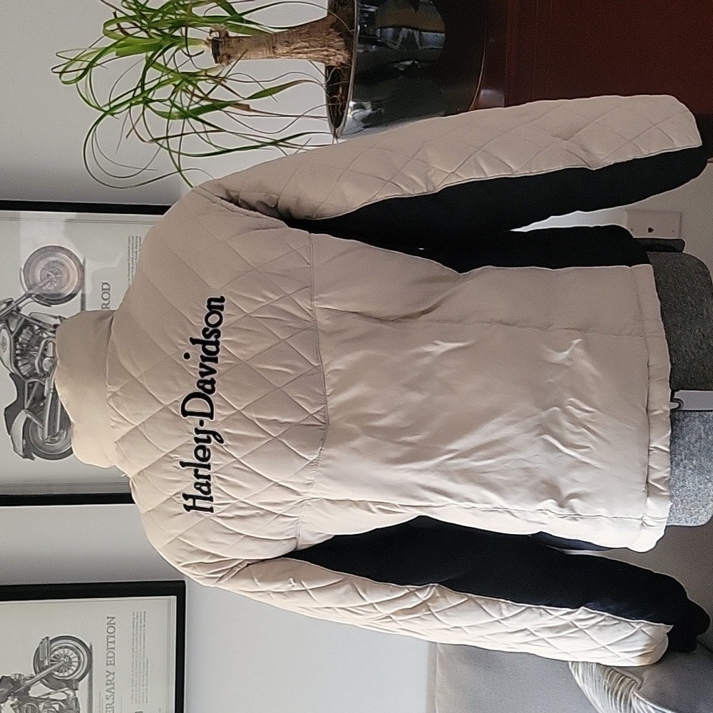 Harley-Davidson Puffer Jacket, Cream/Black, Large, EUC/Vintage - Picture 2 of 12